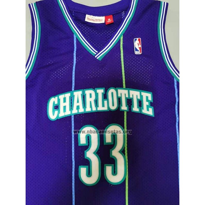 Camiseta Charlotte Hornets Alonzo Mourning NO 33 Mitchell & Ness Violeta